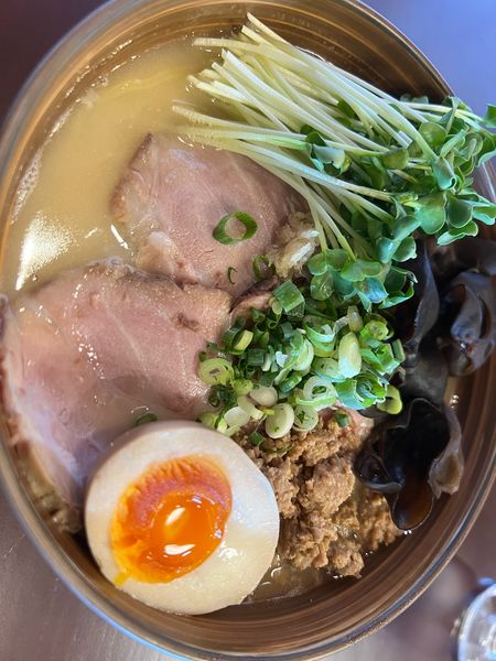 「味噌ラーメン全部のせ」@らーめん春友流の写真