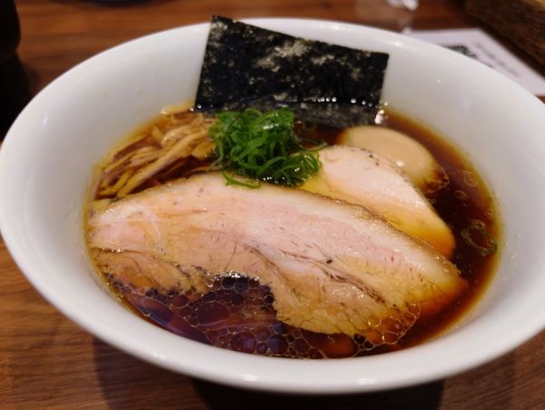 「味玉ラーメン」@自家製手もみ麺 鈴ノ木の写真