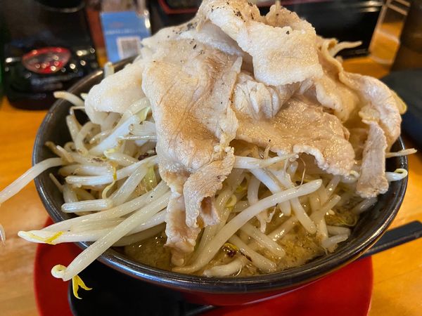 「ど根性の醤油+野菜マシ+肉マシ:850+120+120円」@神戸ちぇりー亭 宝塚店の写真