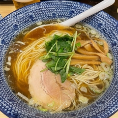 麺屋 楽のすけの画像