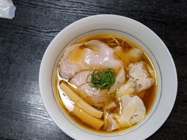 「醤油ワンタン麺」@煮干し中華そば 昌まさの写真