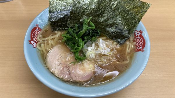 「ラーメン 並」@横浜ラーメン 町田家 新宿南口店の写真