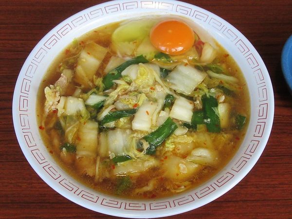 「スタミナラーメン（並）（600円）＋生卵（100円）」@西満ラーメンの写真