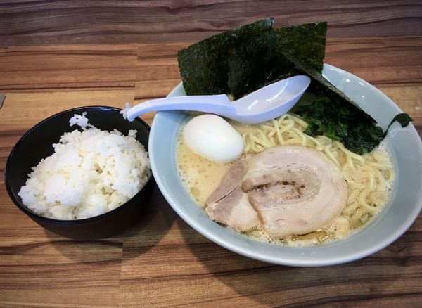 「魂心ラーメン(870¥)」@新白河魂心家の写真