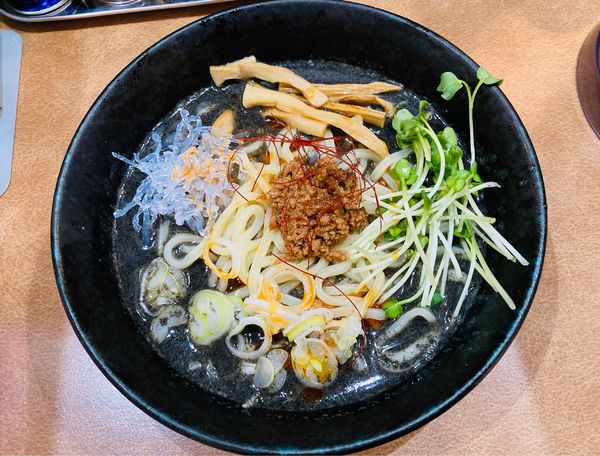 「【限定】伝説の冷やし担々麺 黒」@麺 まぜたんの写真