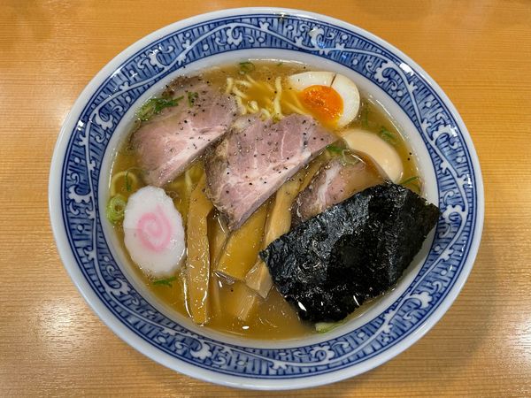 「特製中華そば930円」@中華そば 青葉 中野本店の写真