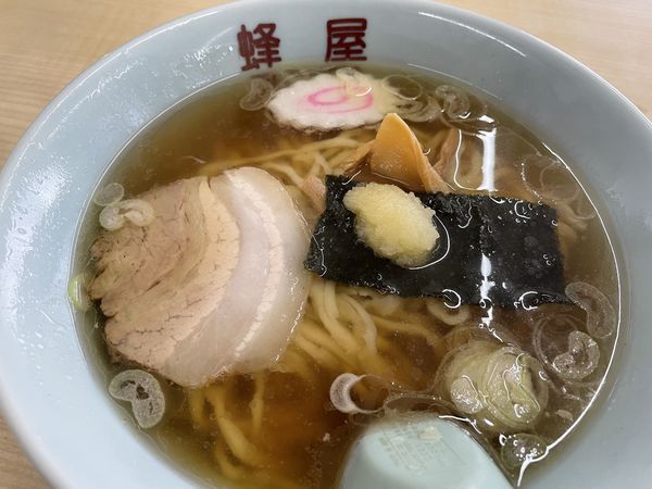 「にんにくラーメン750円(+餃子)」@蜂屋の写真