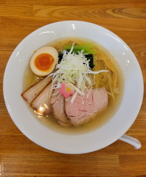 「特製こはね白醤油そば」@麺彩 こはねの写真