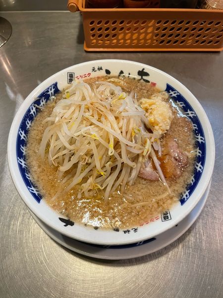 「らーめん並(780円)カラメニンニク」@らーめん大 蒲田店の写真