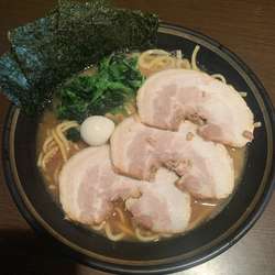 チャーシューメン大盛り