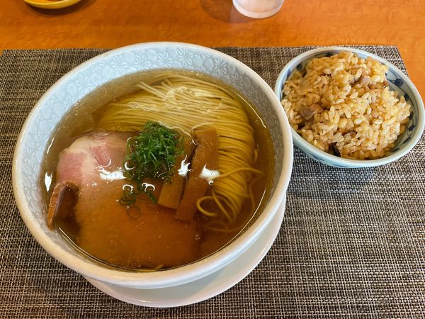 「塩煮干しそば、焼豚ご飯」@柴崎亭の写真