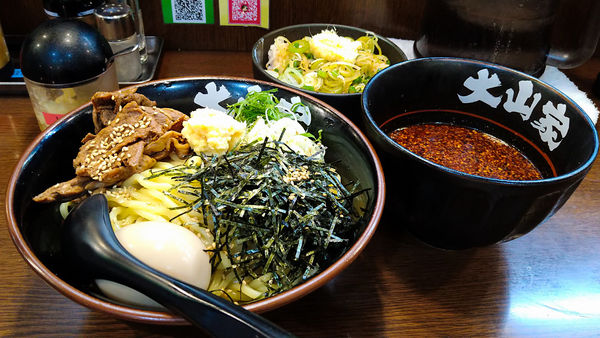 「限定/胡麻香るピリ辛冷やしつけ麺~ver.爽~+ネギめし　他」@ラーメン 大山家 昭島店の写真