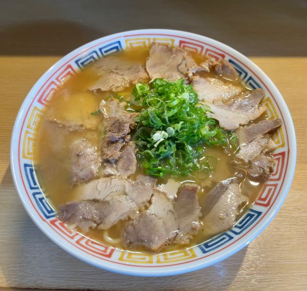 「中華そば並チャーシュー（950円）」@宇奈月の写真