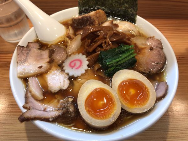 「しょうゆチャーシューメン+味玉 1400円」@オランダ軒の写真