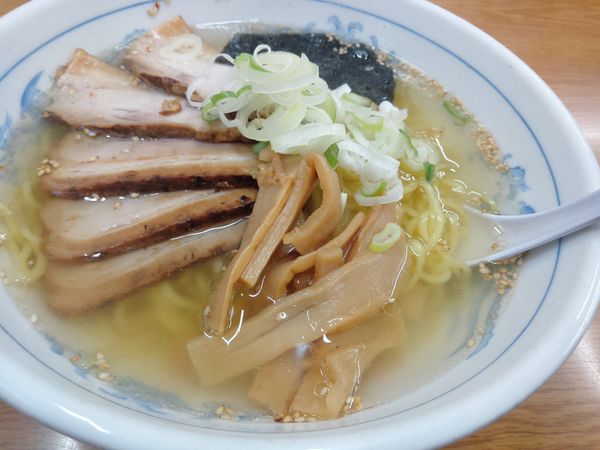 「チャーシューメン塩　７００円」@福しん 北千住東口店の写真