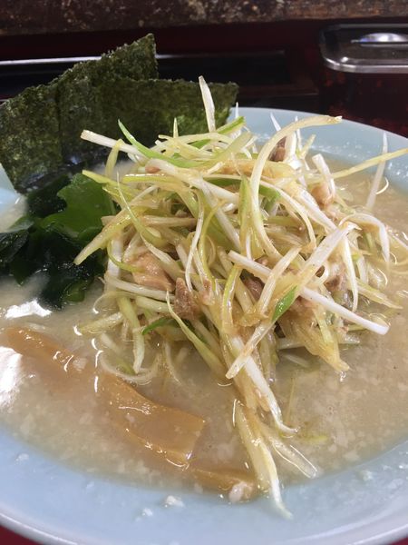 「塩ラーメン　ネギ」@ラーメンショップ 大師店の写真