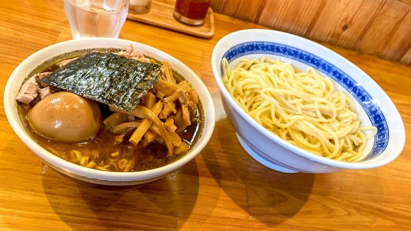 「味玉つけめん（並）¥950チャーシュー（小）メンマ（小）¥350」@自家製中華そば としおかの写真