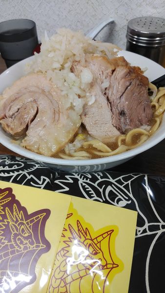 「ラーメン/玉ねぎ/コラボTシャツ」@ラーメン武丸の写真