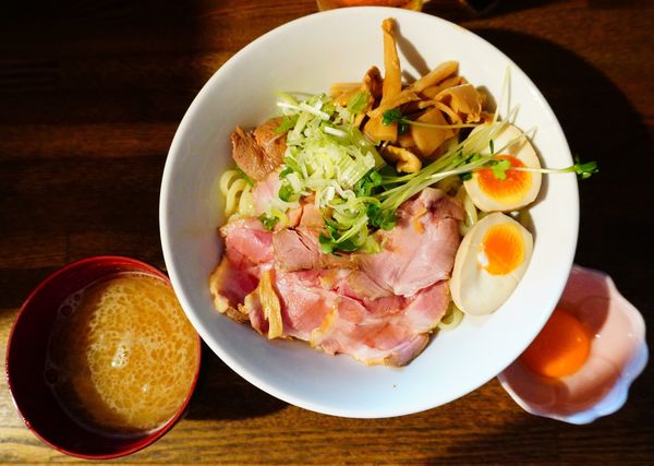 「油そば＋特増し＋生玉子＋YEBISU生」@燦燦斗の写真