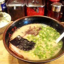 長浜ラーメン792円