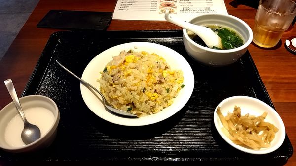 「五目炒飯（９５０円）」@龍祥軒 三田店の写真