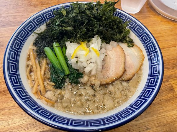 「バラ海苔烏賊中華そば」@錦糸町中華そば さん式の写真