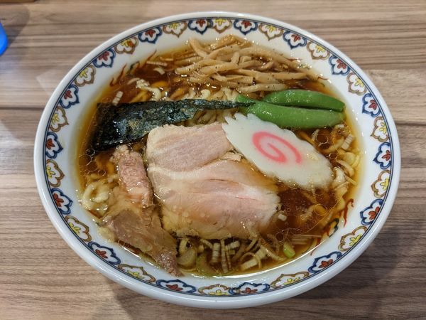 「醤油らーめん800円」@くじら食堂 nonowa東小金井店の写真