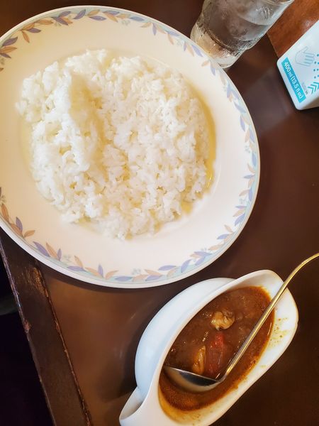 「アサリとトマトのカレー８００円+辛さ2倍５０円」@カレーハウス Bolt's 神田店の写真