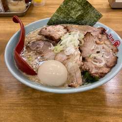 チャーシューメン大盛り＋味玉＋ライス