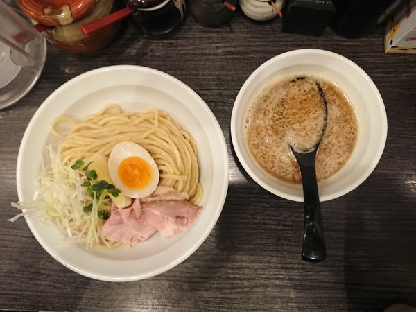 「魚つけ麺」@魚と豚と黒三兵 御徒町店の写真