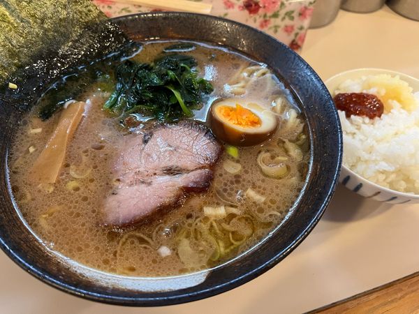 「チャーシューメン ¥930  (半ライス無料)」@六弦の写真