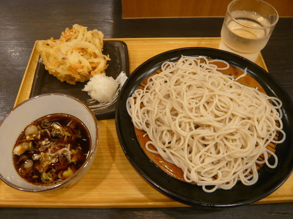 「かき揚げせいろ」@小諸そば 新橋店の写真
