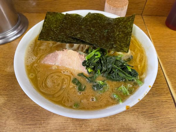 「ラーメン中 薄め柔らかめ普通」@ラーメン虎ノ穴の写真