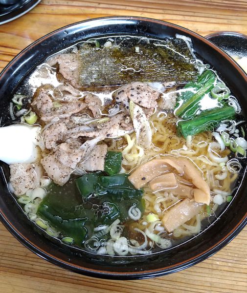 「特製十八番  大盛」@荻窪手もみラーメン 十八番の写真