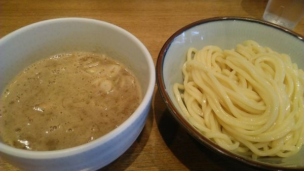 「濃厚煮干つけ麺 850円」@鼈の写真