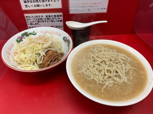 「大ブタ　麺増し　ヤサイマシアブラマシマシ」@ラーメン二郎 京急川崎店の写真