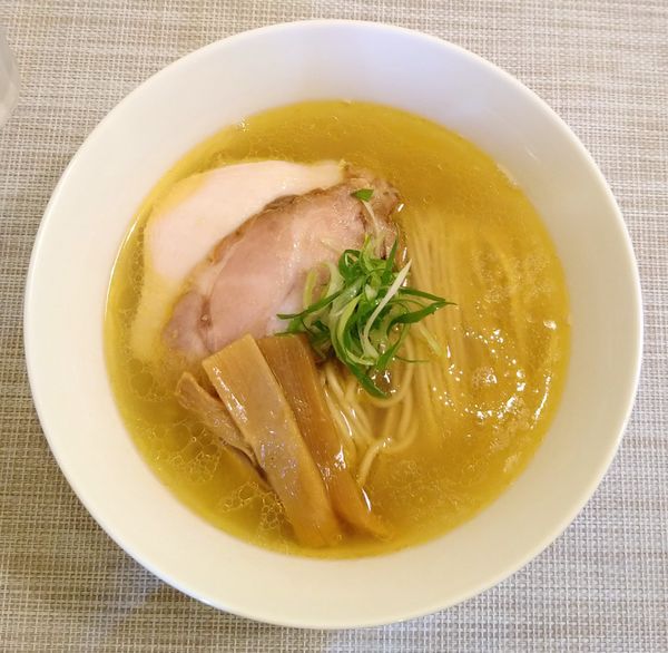 「らぁめん(塩)＋半チャーハン」@らぁめん ご恩の写真