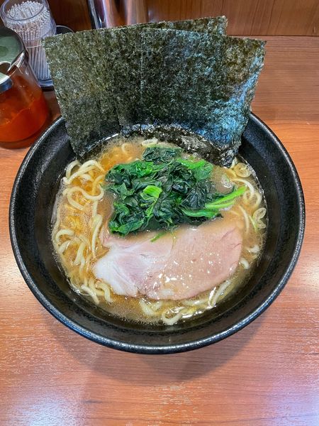 「らーめん(750円)」@横浜家系らーめん りゅうの写真