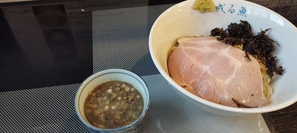 「鰹出汁ひやしつけそば（800円）」@煮干し中華そば 成る魚の写真