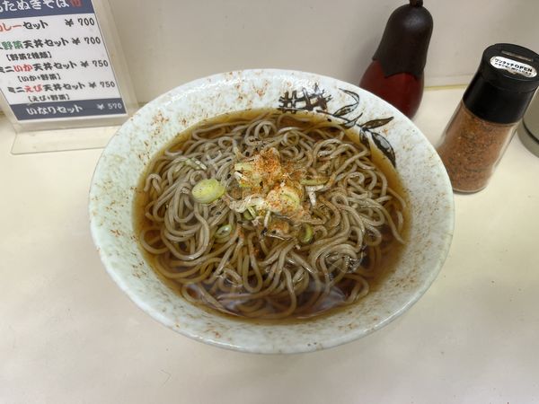 「かけそば300円」@立喰いそば みずえの写真