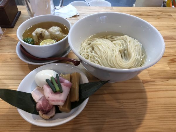 「濃厚清湯白醤油つけ麺1,100円」@自家製麺 くろ松の写真