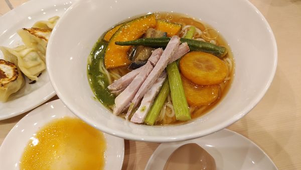 「冷しトマトらーめん」@中華そば カゼノウタの写真