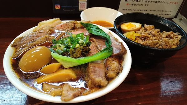 「肉の日限定/A5黒毛和牛の牛肉麺+味玉+ルーロー飯　他」@らーめん 五ノ神精肉店 煮干し編の写真