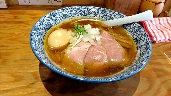 「山椒香る煮干しそば（９５０円）」@麺也 時しらずの写真