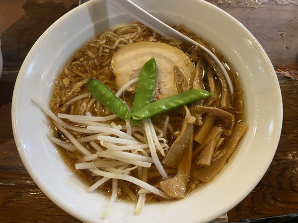 「ラーメン 800円」@かおたんラーメンえんとつ屋 南青山店の写真