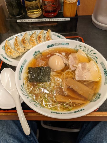 「味玉中華そば＋餃子」@熱烈中華食堂 日高屋 大宮すずらん通店の写真