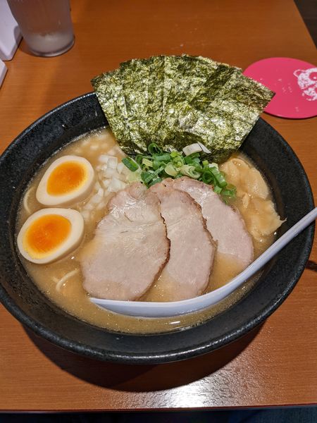 「特製濃厚煮干し中華そば」@煮干し中華そば 麺屋一禾の写真