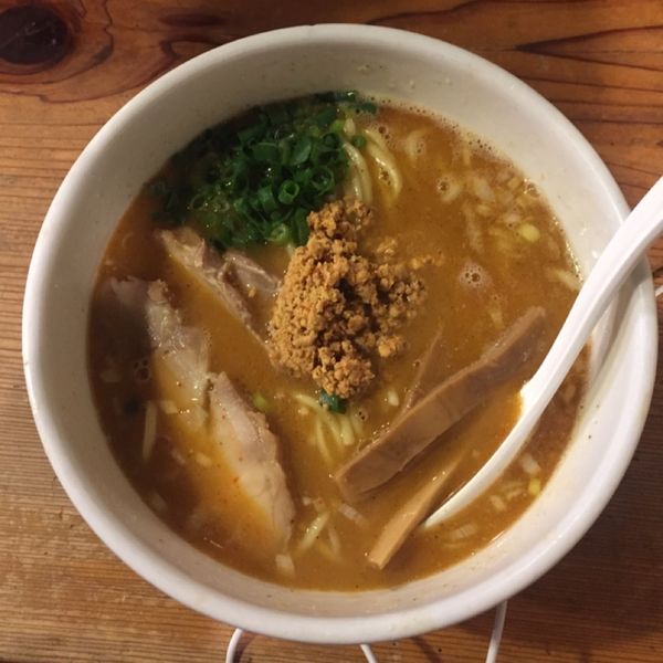 「赤鶏らーめん」@鶏の穴の写真