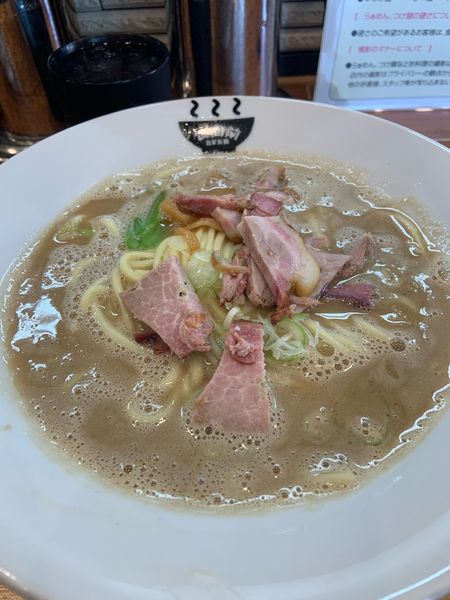 「豚骨魚介ラーメン(限定)」@公園前の写真