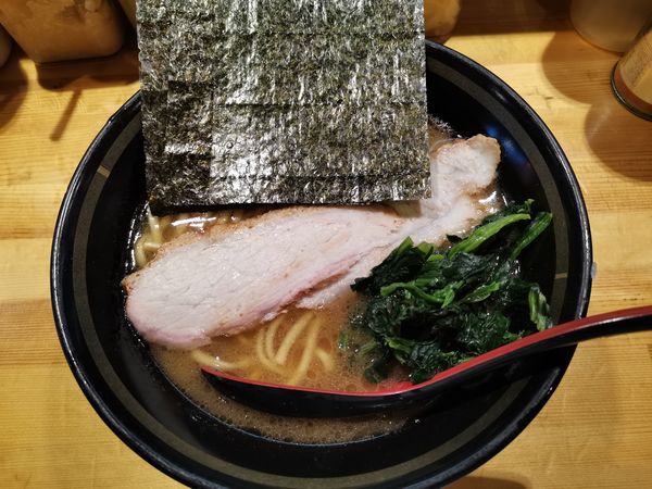 「ラーメン」@横浜家系ラーメン 宗八 柏本店の写真